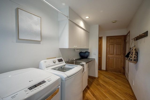 321 Sauk Creek Drive, Madison, WI 53717