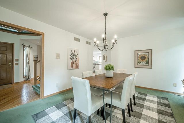 321 Sauk Creek Drive, Madison, WI 53717
