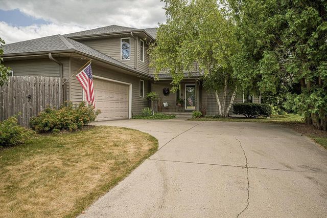 321 Sauk Creek Drive, Madison, WI 53717