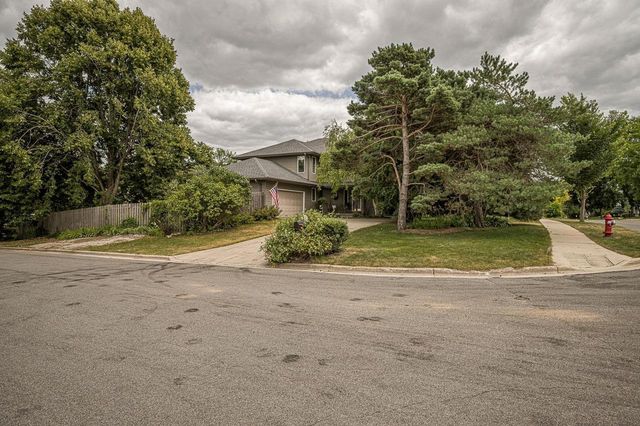 321 Sauk Creek Drive, Madison, WI 53717