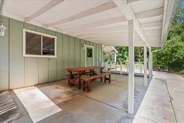 12586 Gayle Ln, Nevada City, CA 95959