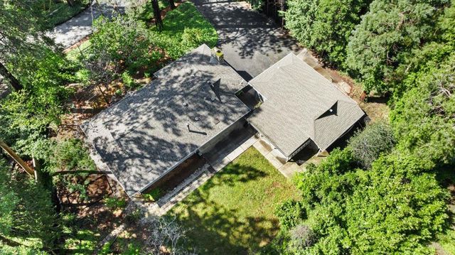 12586 Gayle Ln, Nevada City, CA 95959