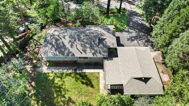 12586 Gayle Ln, Nevada City, CA 95959