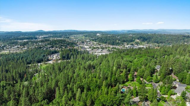 12586 Gayle Ln, Nevada City, CA 95959