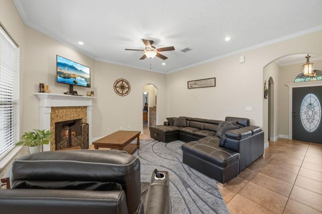 12295 Pegasus Drive, Willis, TX 77318