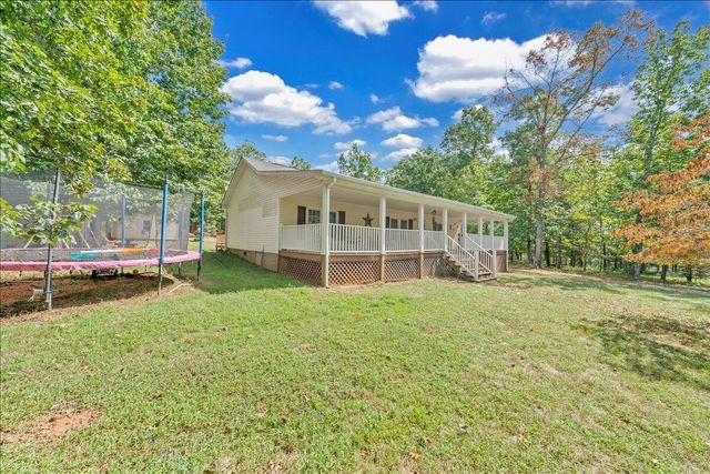 5642 Altice RD, Moneta, VA 24121