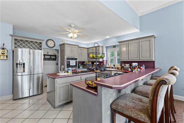 5253 W 215th Street, Bucyrus, KS 66013
