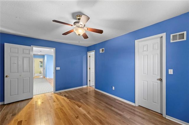 5253 W 215th Street, Bucyrus, KS 66013