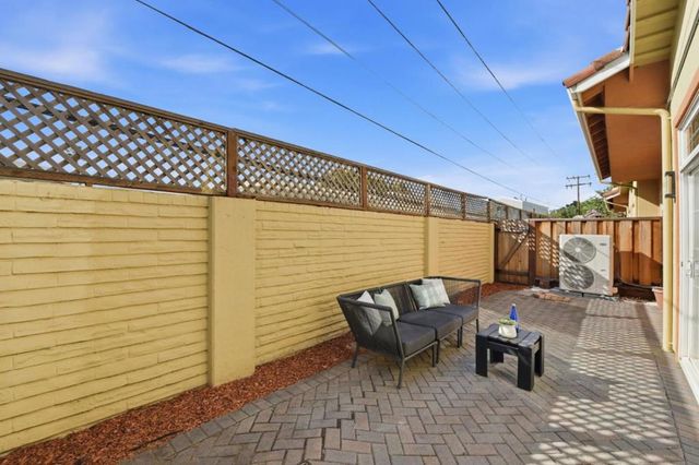 1043 Helen, Santa Clara, CA 95051