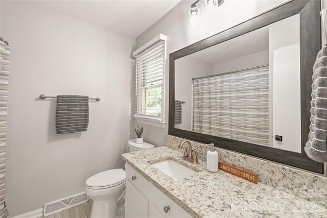7012 Knotty Pine Road, Waxhaw, NC 28173