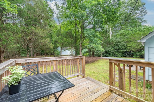 7012 Knotty Pine Road, Waxhaw, NC 28173