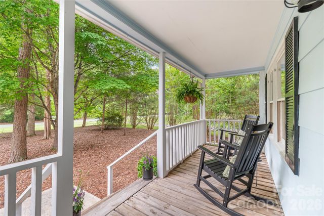 7012 Knotty Pine Road, Waxhaw, NC 28173