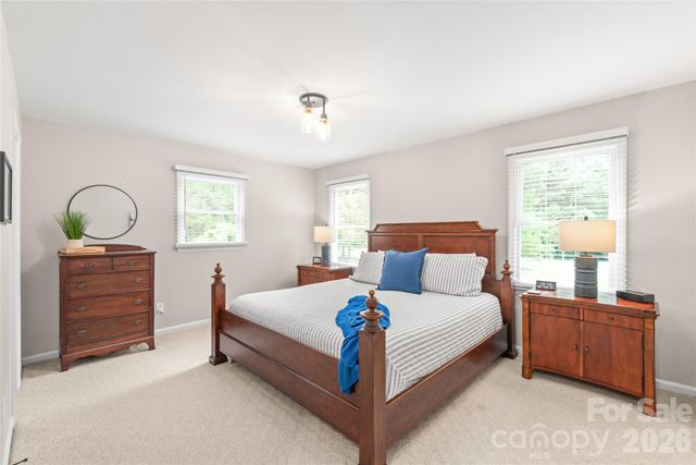 7012 Knotty Pine Road, Waxhaw, NC 28173