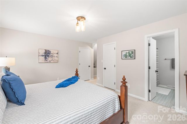 7012 Knotty Pine Road, Waxhaw, NC 28173