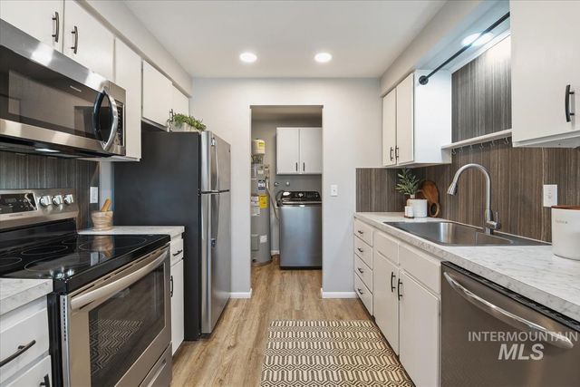 6417 W Everett St, Boise, ID 83704