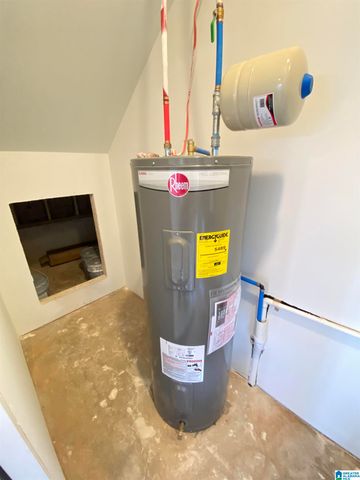 220 COTTAGE COURT, Springville, AL 35146