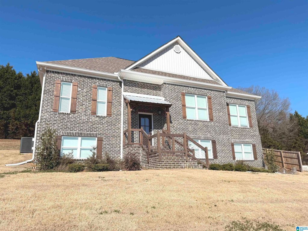 220 COTTAGE COURT, Springville, AL 35146