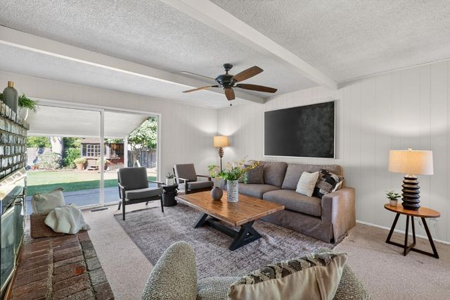 3149 Clairidge, Sacramento, CA 95821