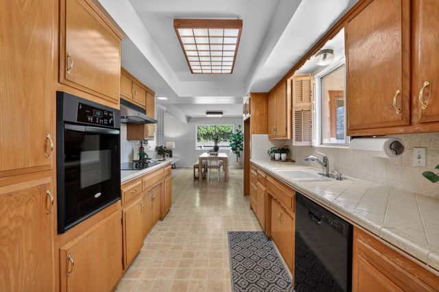 3149 Clairidge, Sacramento, CA 95821