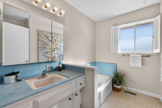 3149 Clairidge, Sacramento, CA 95821