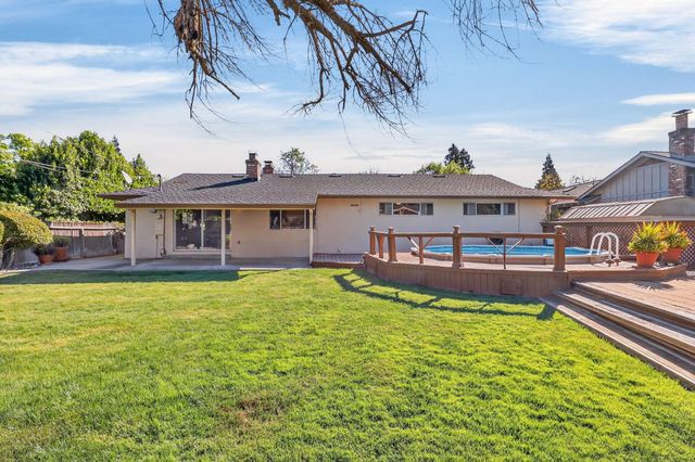 3149 Clairidge, Sacramento, CA 95821