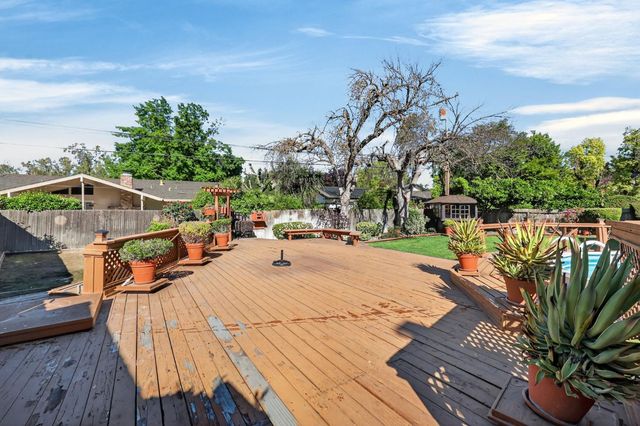 3149 Clairidge, Sacramento, CA 95821