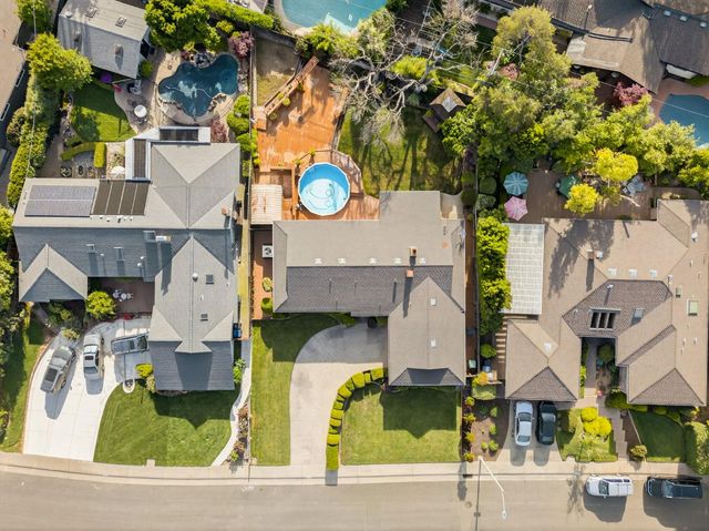 3149 Clairidge, Sacramento, CA 95821