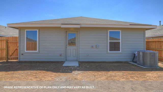 107 HOWARD DRIVE, Maxwell, TX 78656