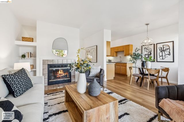 11 Bayside Ct, Richmond, CA 94804