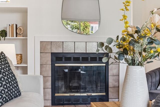 11 Bayside Ct, Richmond, CA 94804