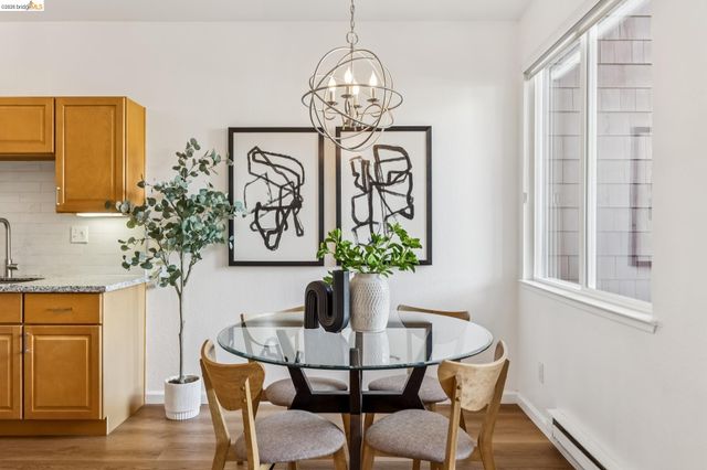 11 Bayside Ct, Richmond, CA 94804