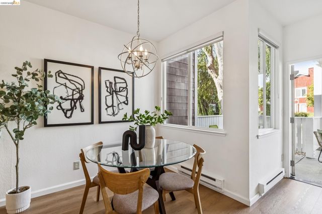 11 Bayside Ct, Richmond, CA 94804