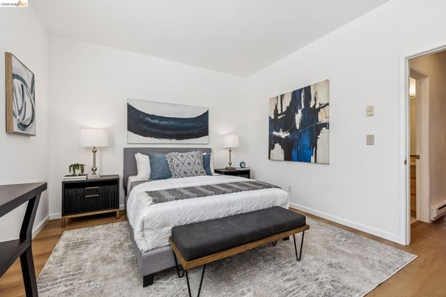 11 Bayside Ct, Richmond, CA 94804