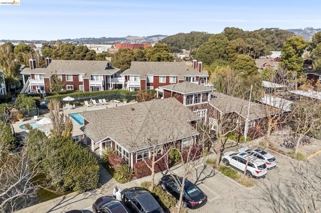 11 Bayside Ct, Richmond, CA 94804