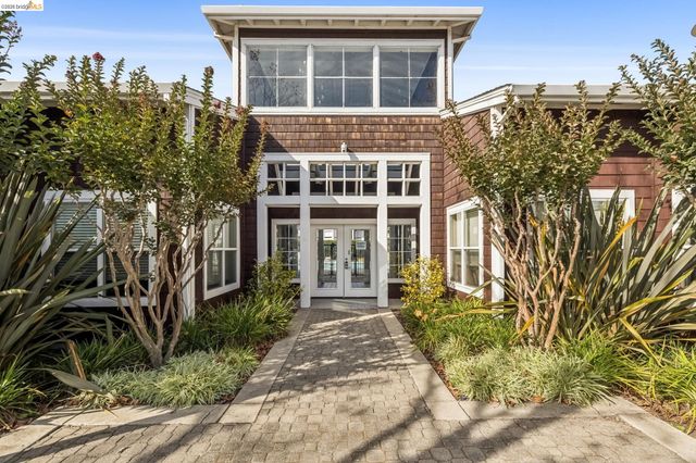 11 Bayside Ct, Richmond, CA 94804