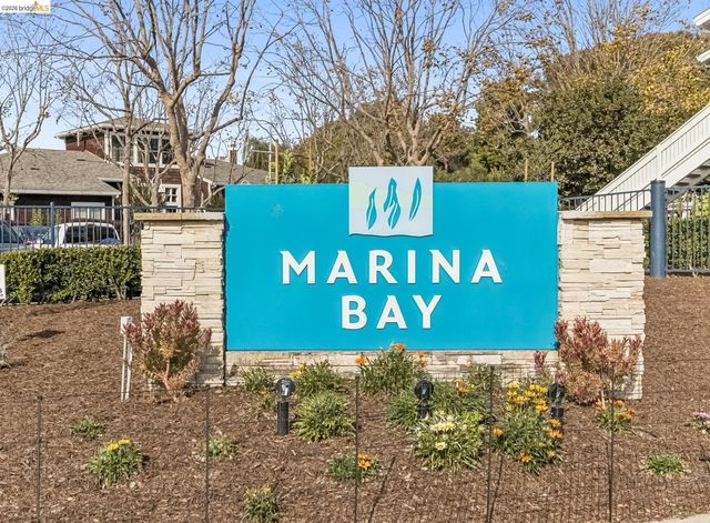 11 Bayside Ct, Richmond, CA 94804