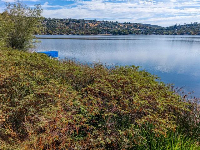 17200 Knollview, Hidden Valley Lake, CA 95467