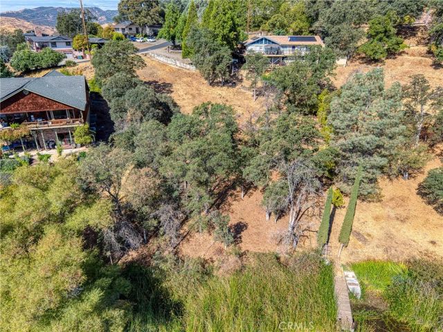 17200 Knollview, Hidden Valley Lake, CA 95467