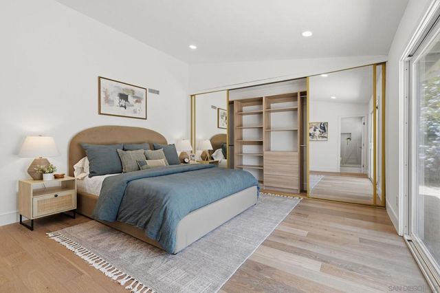 3855 Southview, San Diego, CA 92117