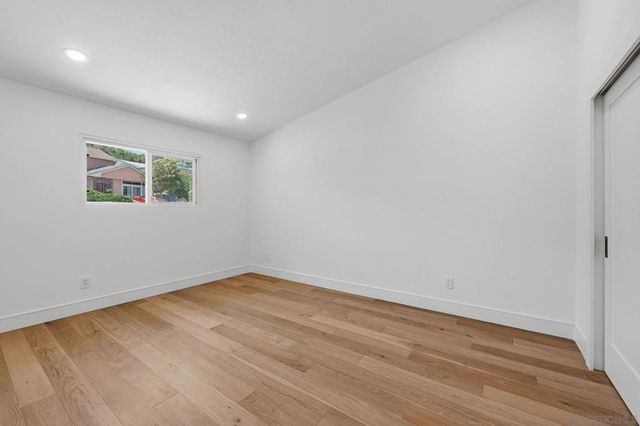 3855 Southview, San Diego, CA 92117