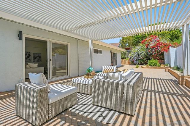 3855 Southview, San Diego, CA 92117