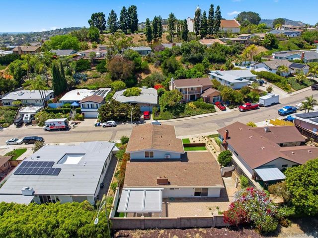 3855 Southview, San Diego, CA 92117