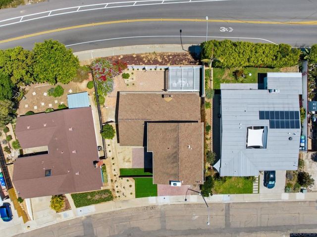 3855 Southview, San Diego, CA 92117