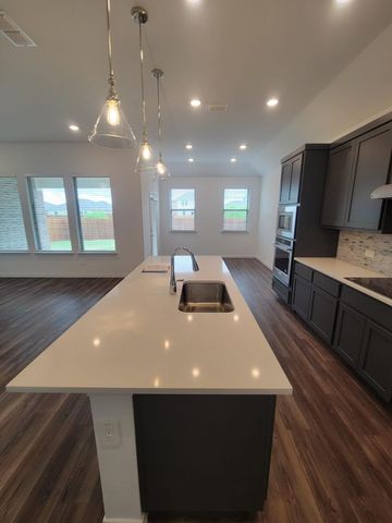 1633 Pine valley Drive, Fort Worth, TX 76052