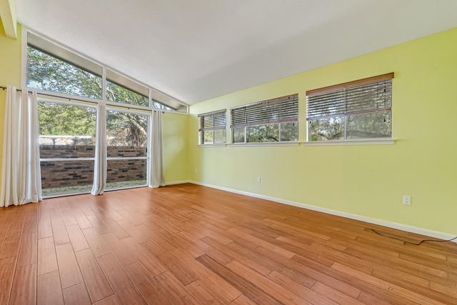 655 NE Merioneth Drive, Fort Walton Beach, FL 32547