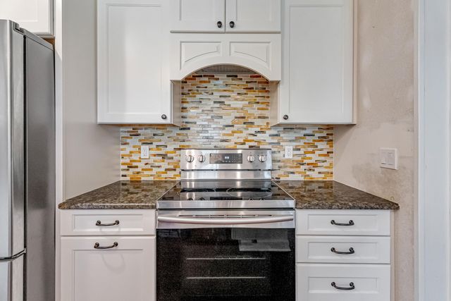 655 NE Merioneth Drive, Fort Walton Beach, FL 32547