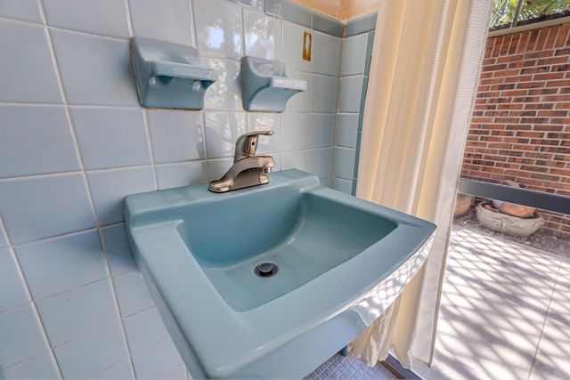 655 NE Merioneth Drive, Fort Walton Beach, FL 32547