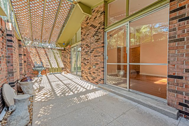 655 NE Merioneth Drive, Fort Walton Beach, FL 32547