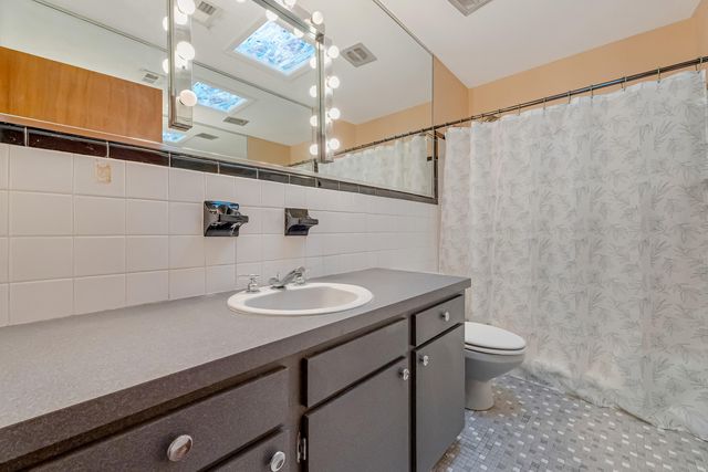 655 NE Merioneth Drive, Fort Walton Beach, FL 32547