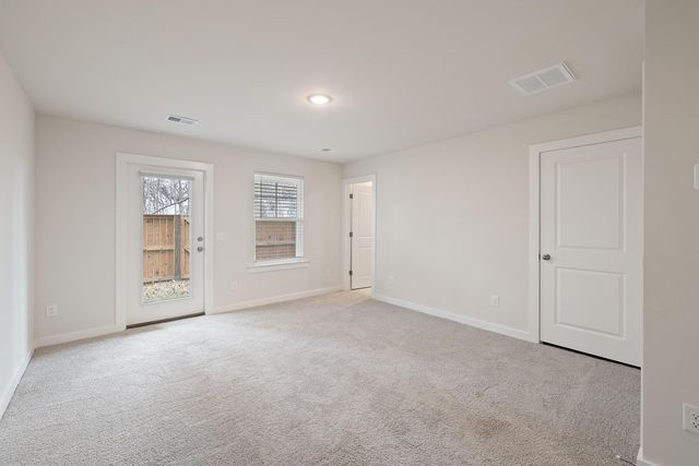 2011 Quiet Ibis Road, Hanahan, SC 29410